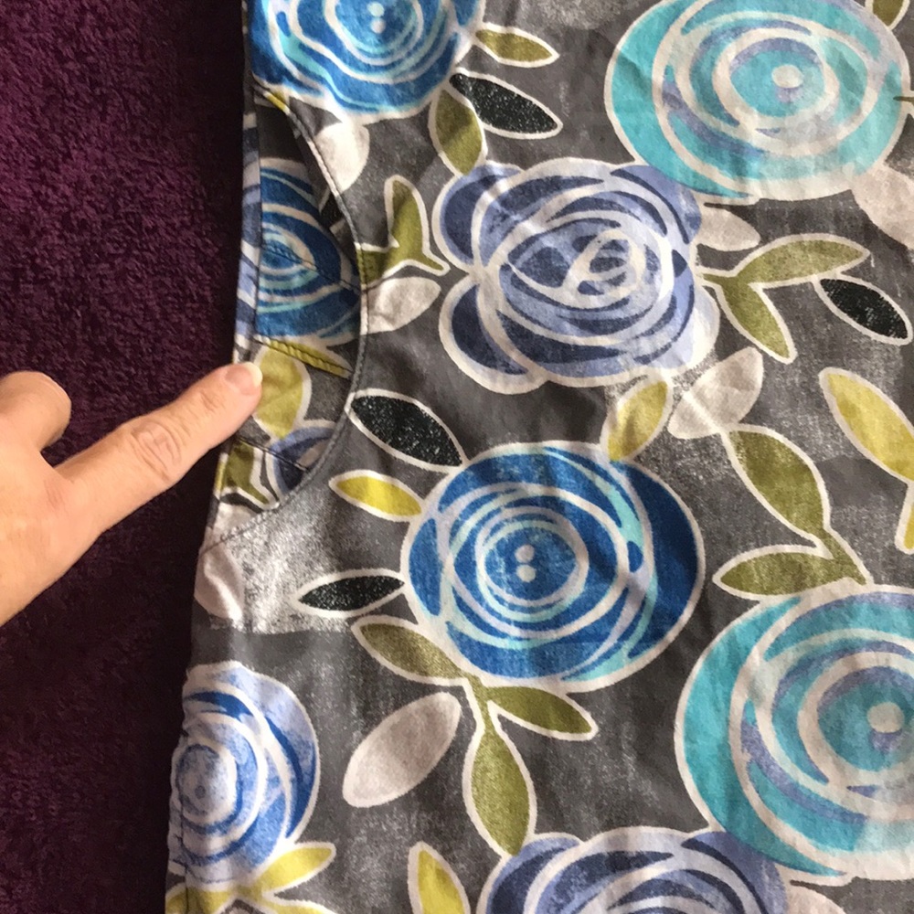 Scrub Top - Picture 3 of 5